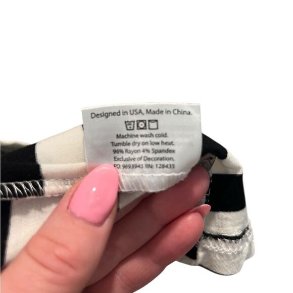 ITZY RITZY Mom Boss Multi-Use 4 in 1 Cover Unisex Striped Print - Picture 9 of 9